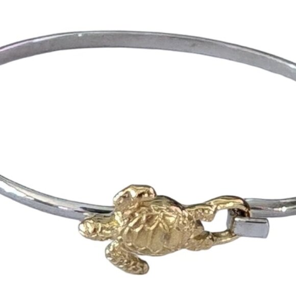 Cape Cod Style Turtle Bangle - Picture 2 of 2